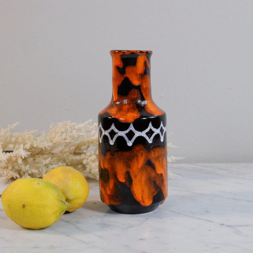 Chice Vase in orange mit schwarzem Dekor -