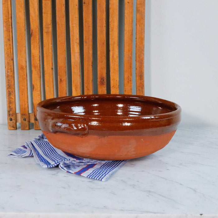Mediterrane Schale aus Keramik, teilglasiert -