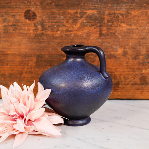 Süße bauchige Vase in blau -