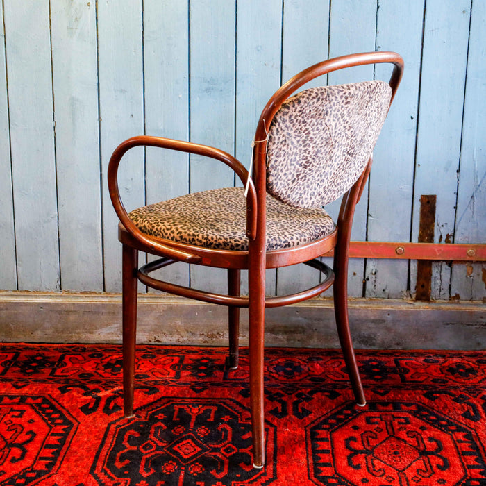 Thonet Stuhl mit Leobezug und Armlehnen-Stuhl-Vintage Kontor-Vintage Kontor