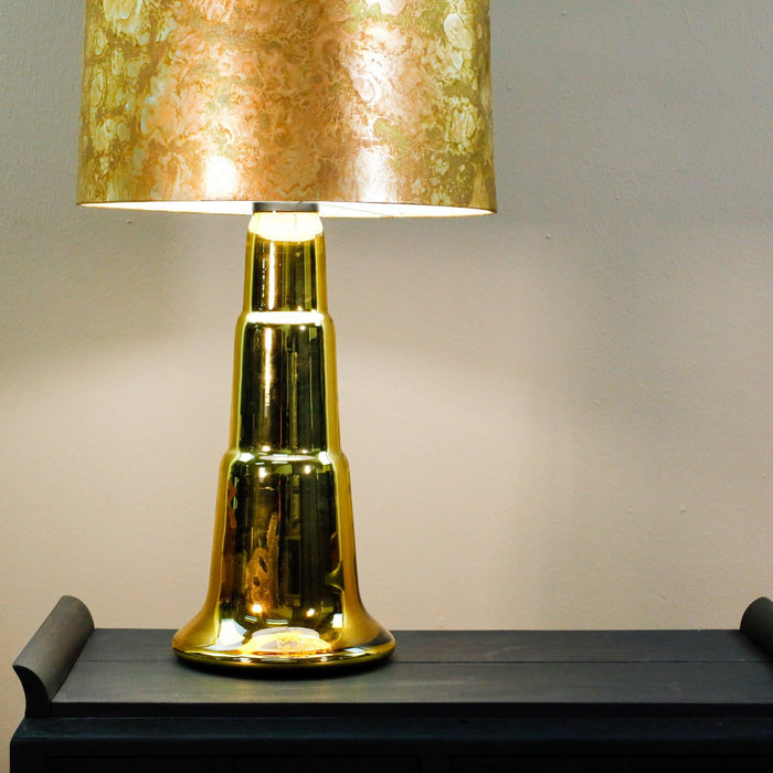 Tischlampe mit Glasfuß in gold, original 70iger Jahre-Vintage Kontor-Vintage Kontor
