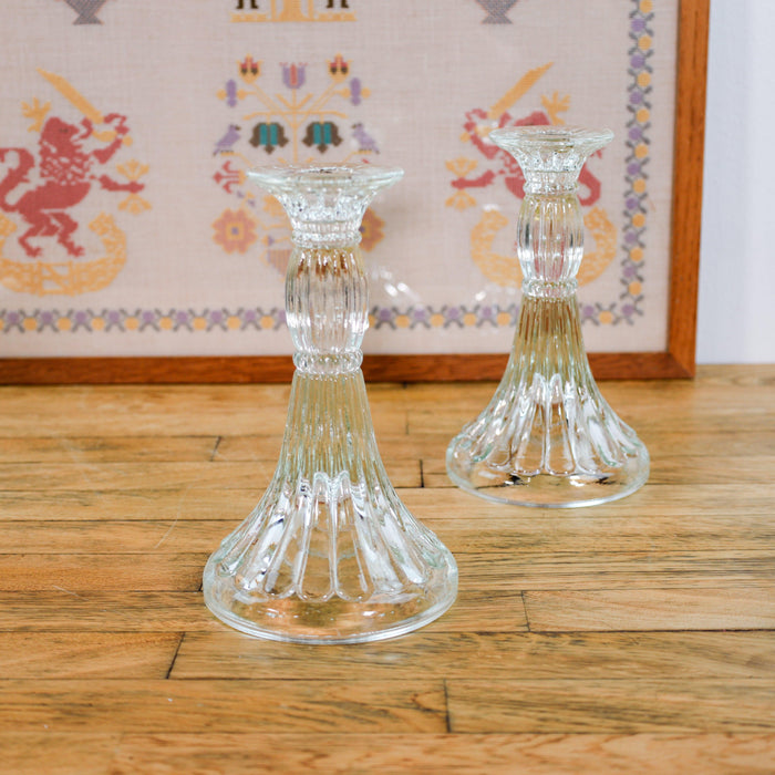 Vintage Kerzenständer aus Glas, Pressglas -