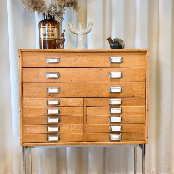 Vintage Schubladenschrank mit Chrombeinen-Vintage Kontor-Vintage Kontor