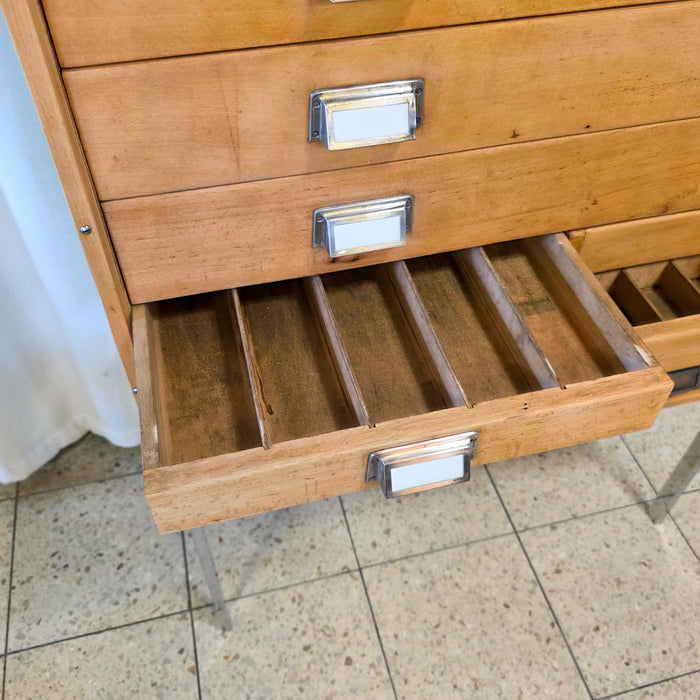Vintage Schubladenschrank mit Chrombeinen-Vintage Kontor-Vintage Kontor