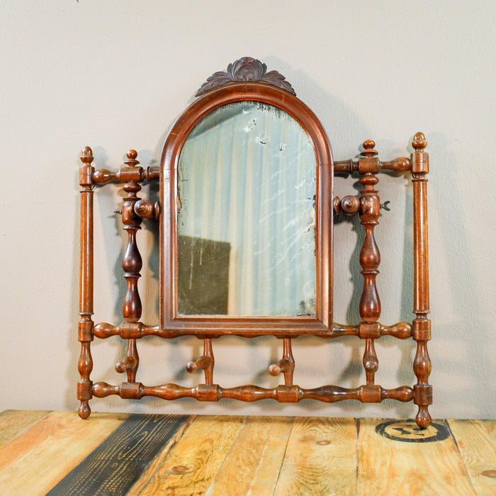 Vintage Spiegel mit gedrechseltem Rahmen -