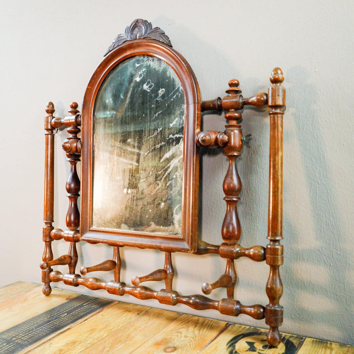 Vintage Spiegel mit gedrechseltem Rahmen -