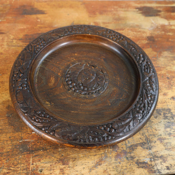 Geschnitzter Holzteller-Vintage Kontor-Vintage Kontor