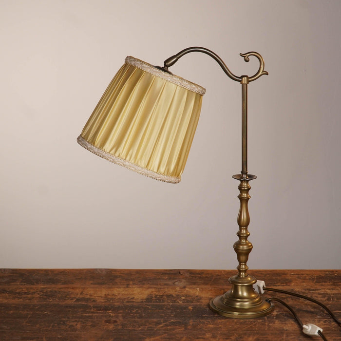 Hübsche alte Messinglampe, Tischlampe-Vintage Kontor-Vintage Kontor