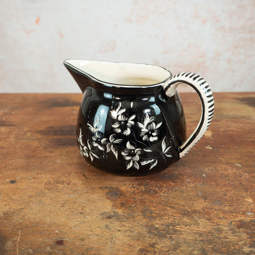 Süßer 50iger Jahre Krug aus Italien, schwarze Keramik Karaffe -